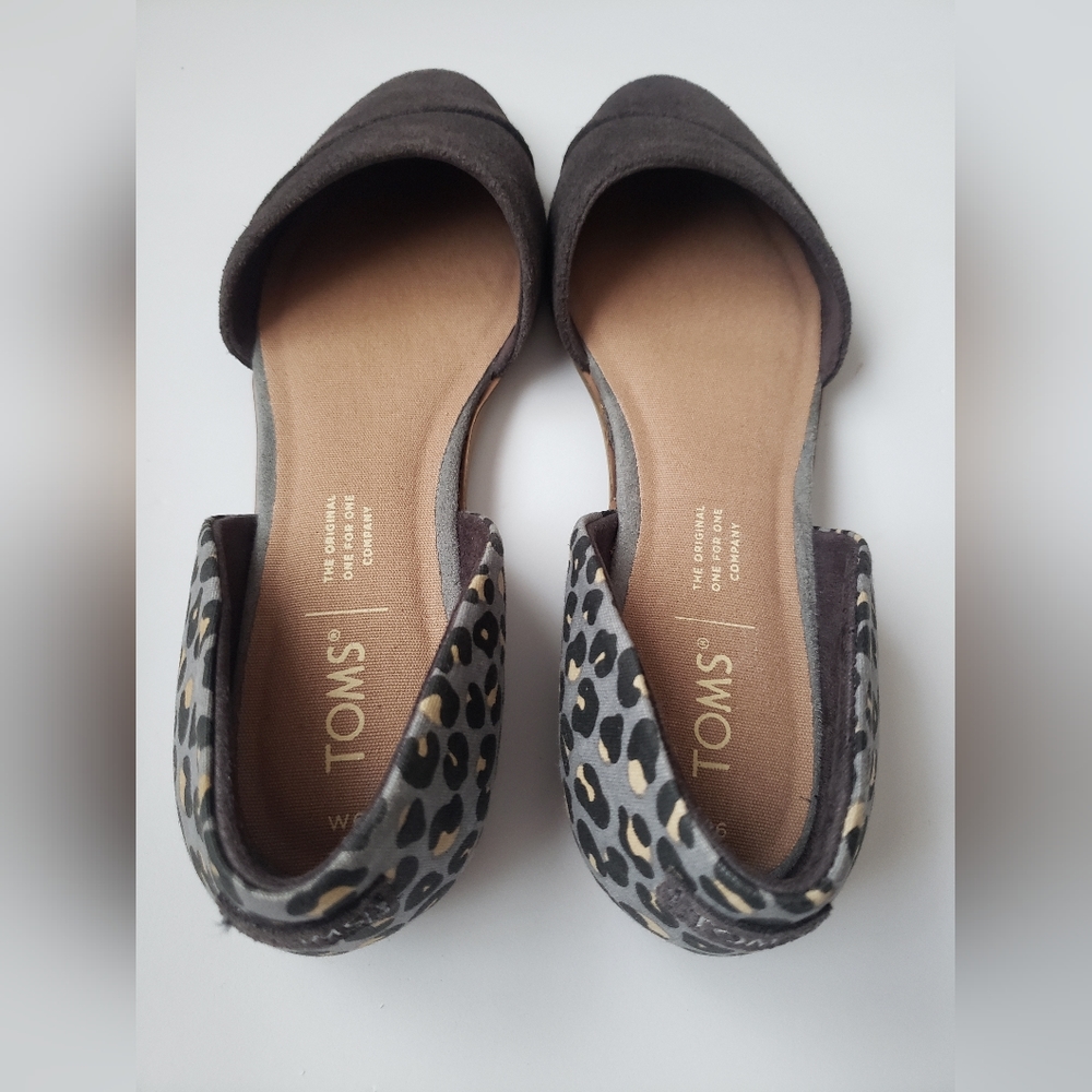 TOMS Jutti D'Orsay Leopard Loafer Flat Gray Color Size 6 - Picture 2 of 13